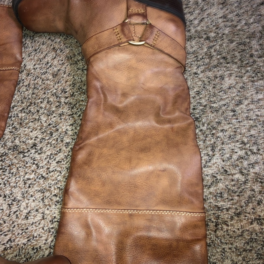 BCBGeneration Boots - Picture 3 of 6